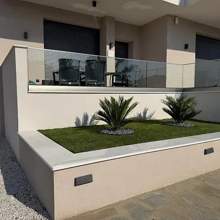 Anesis Living - Almyra